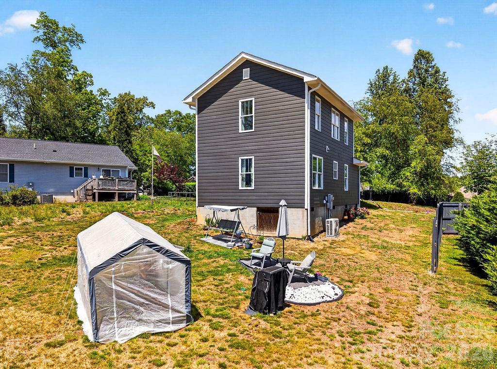 100 Victoria Springs Drive Flat Rock NC 28731