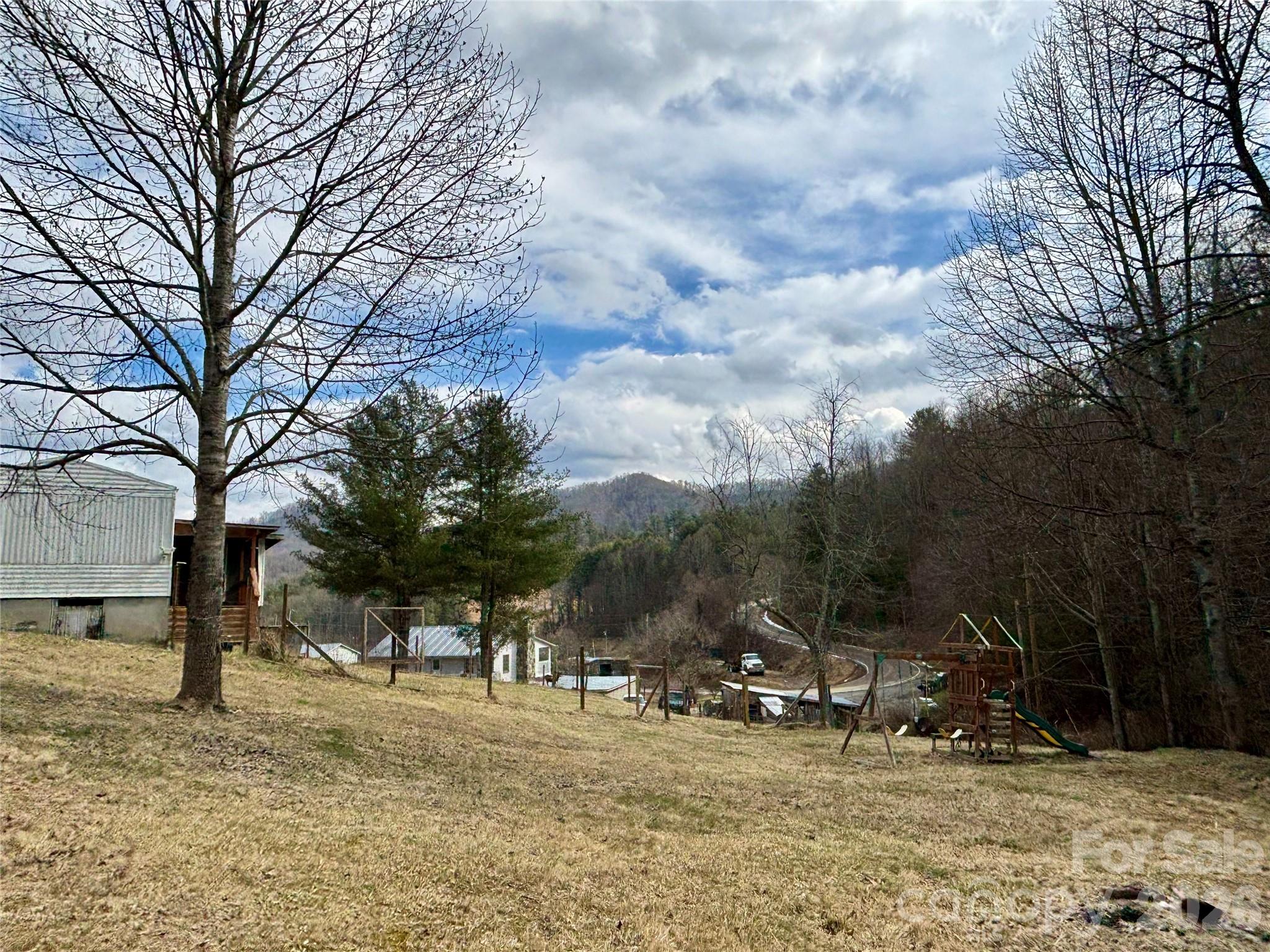 3476 Possum Trot Road Burnsville NC 28714