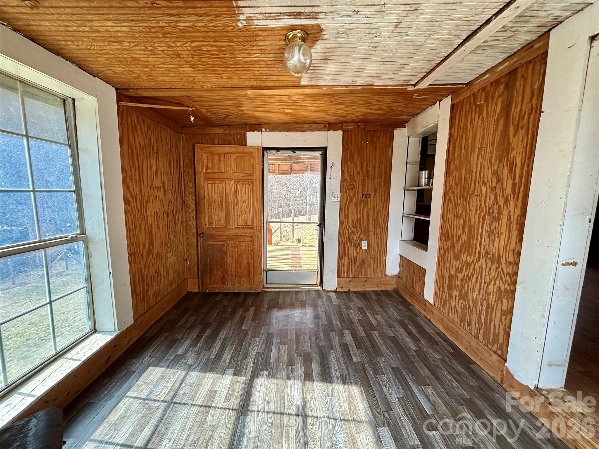 3476 Possum Trot Road Burnsville NC 28714