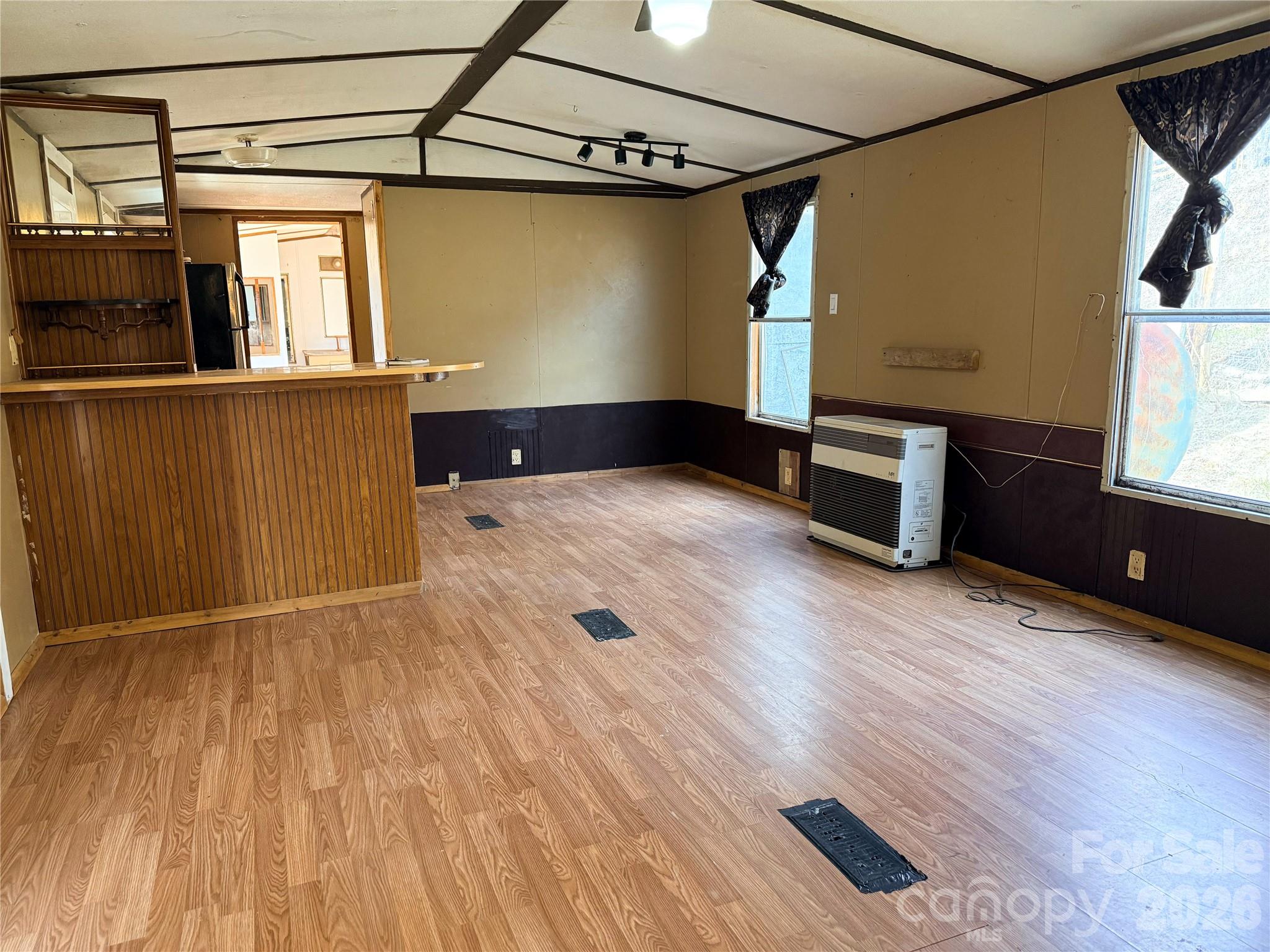 3476 Possum Trot Road Burnsville NC 28714