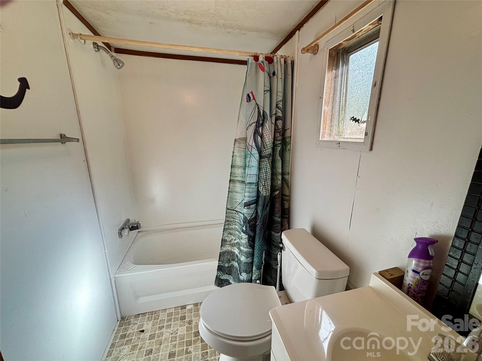 3476 Possum Trot Road Burnsville NC 28714