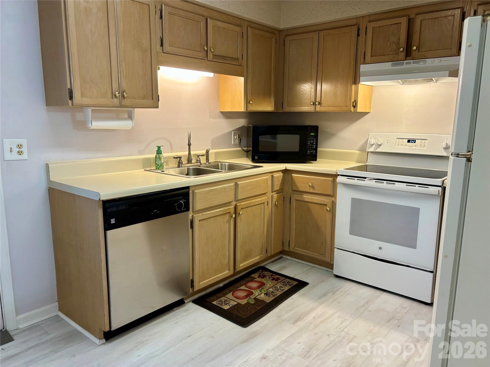 160 Whispering Pines Drive Marion NC 28752