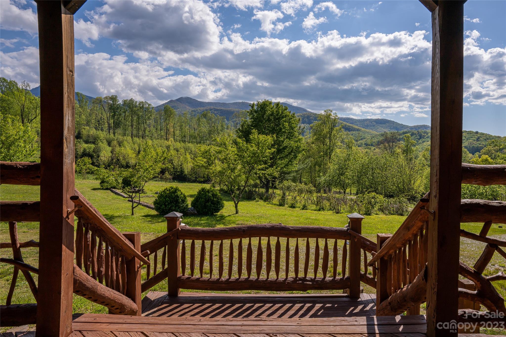 109 Carriage Drive Burnsville NC 28714