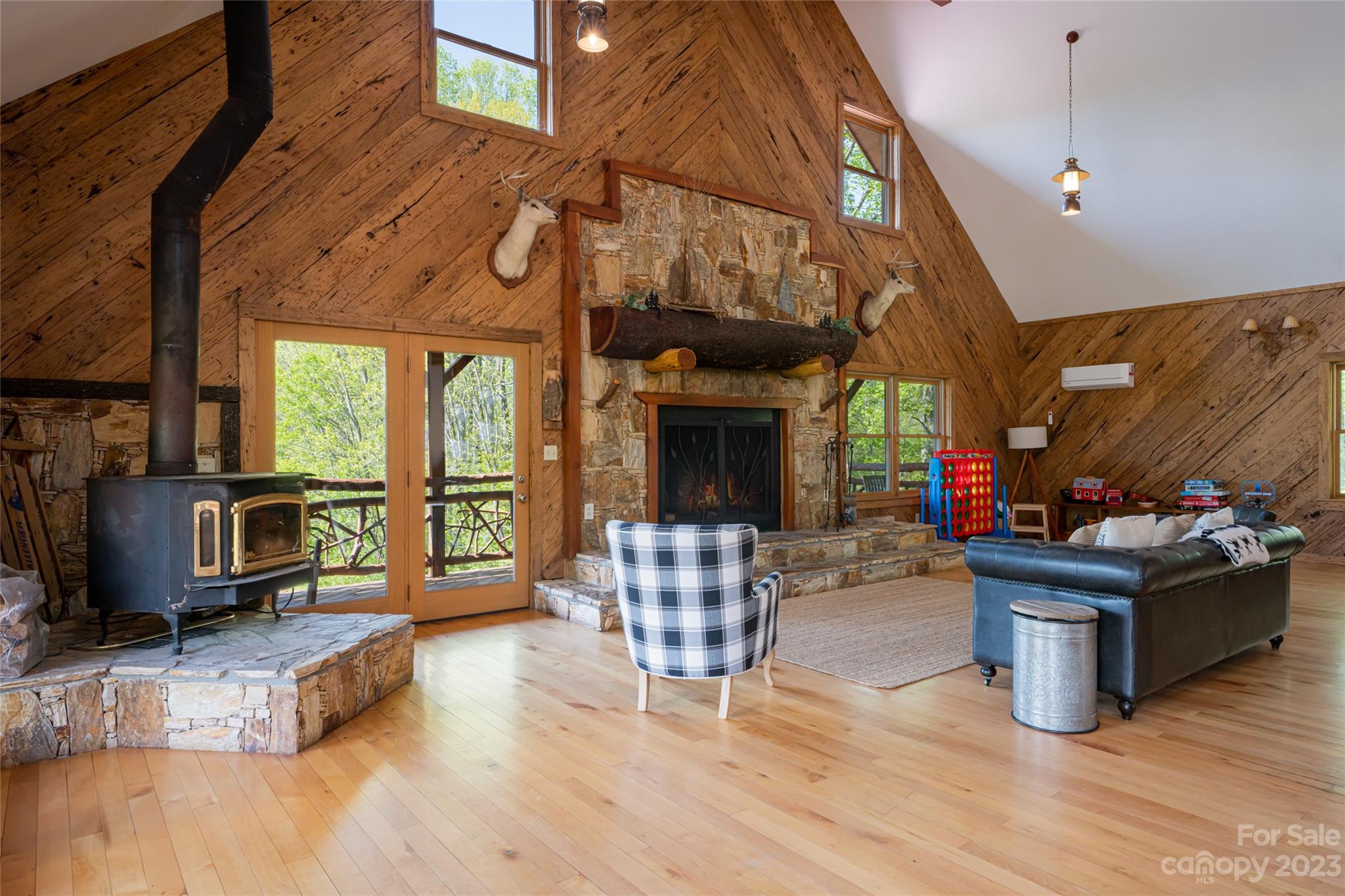 109 Carriage Drive Burnsville NC 28714