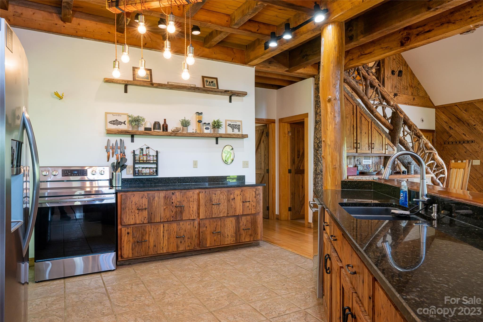 109 Carriage Drive Burnsville NC 28714
