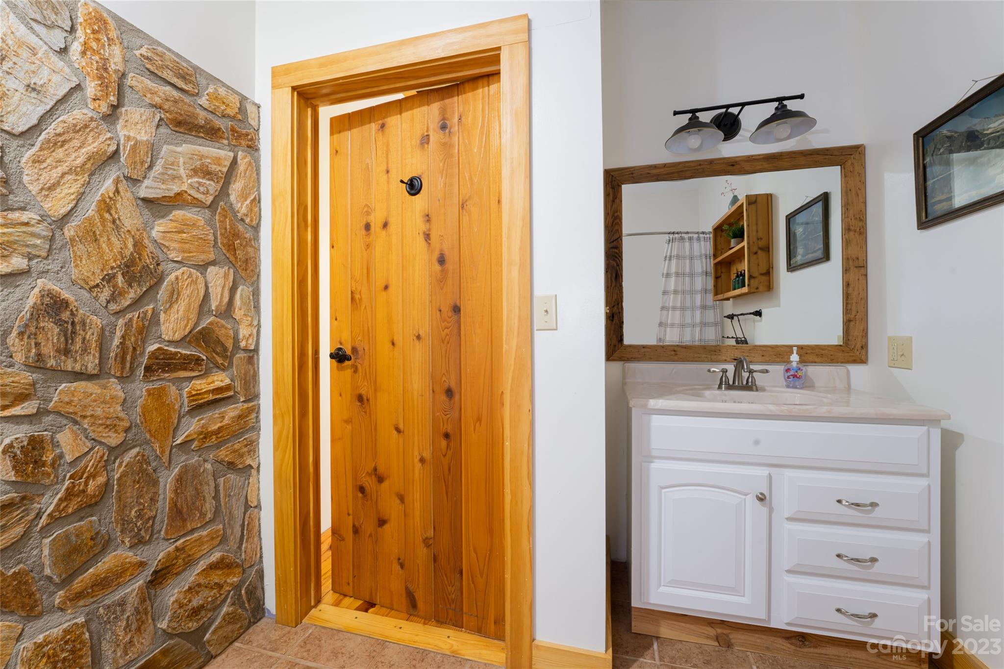 109 Carriage Drive Burnsville NC 28714