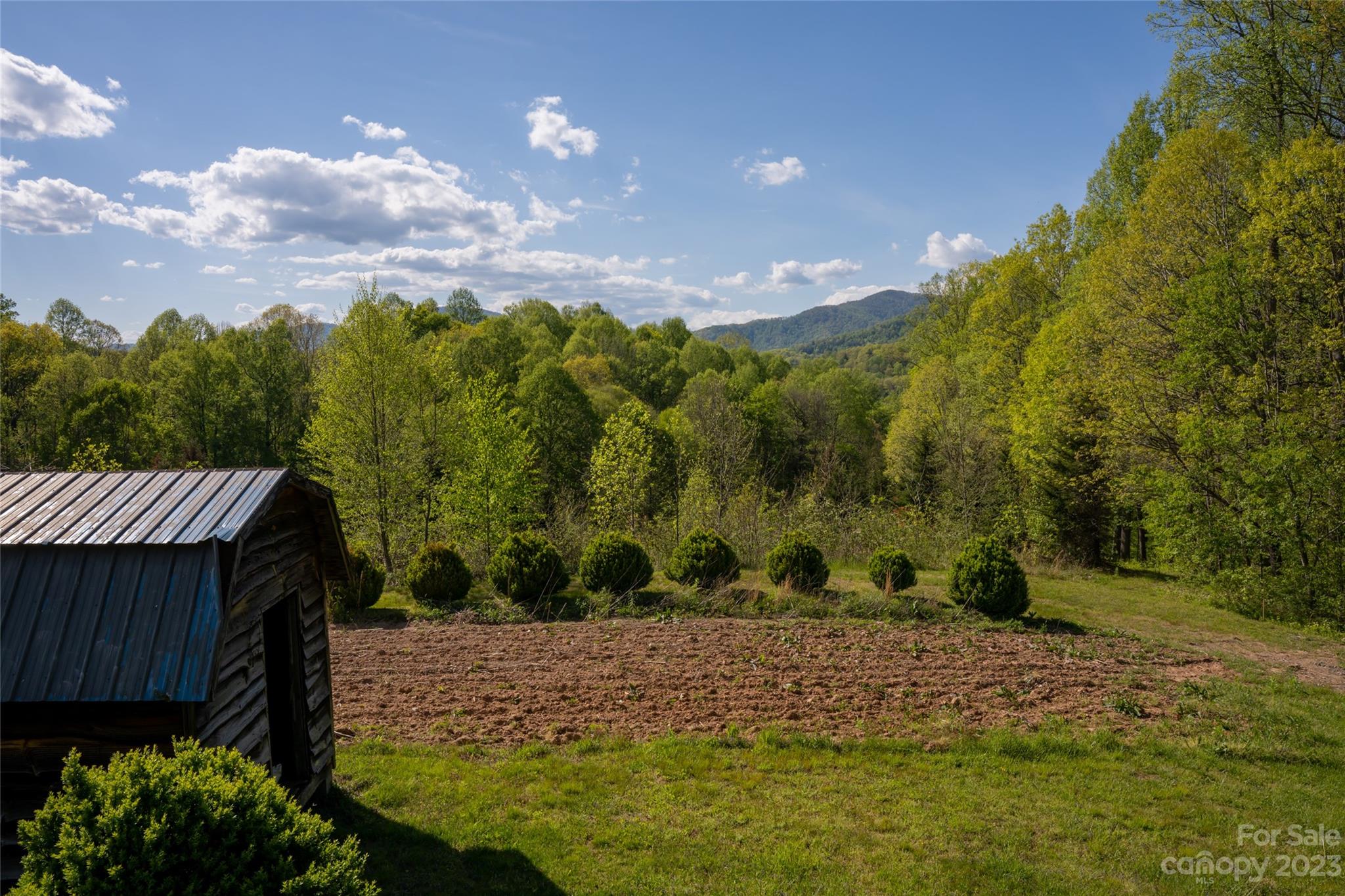 109 Carriage Drive Burnsville NC 28714