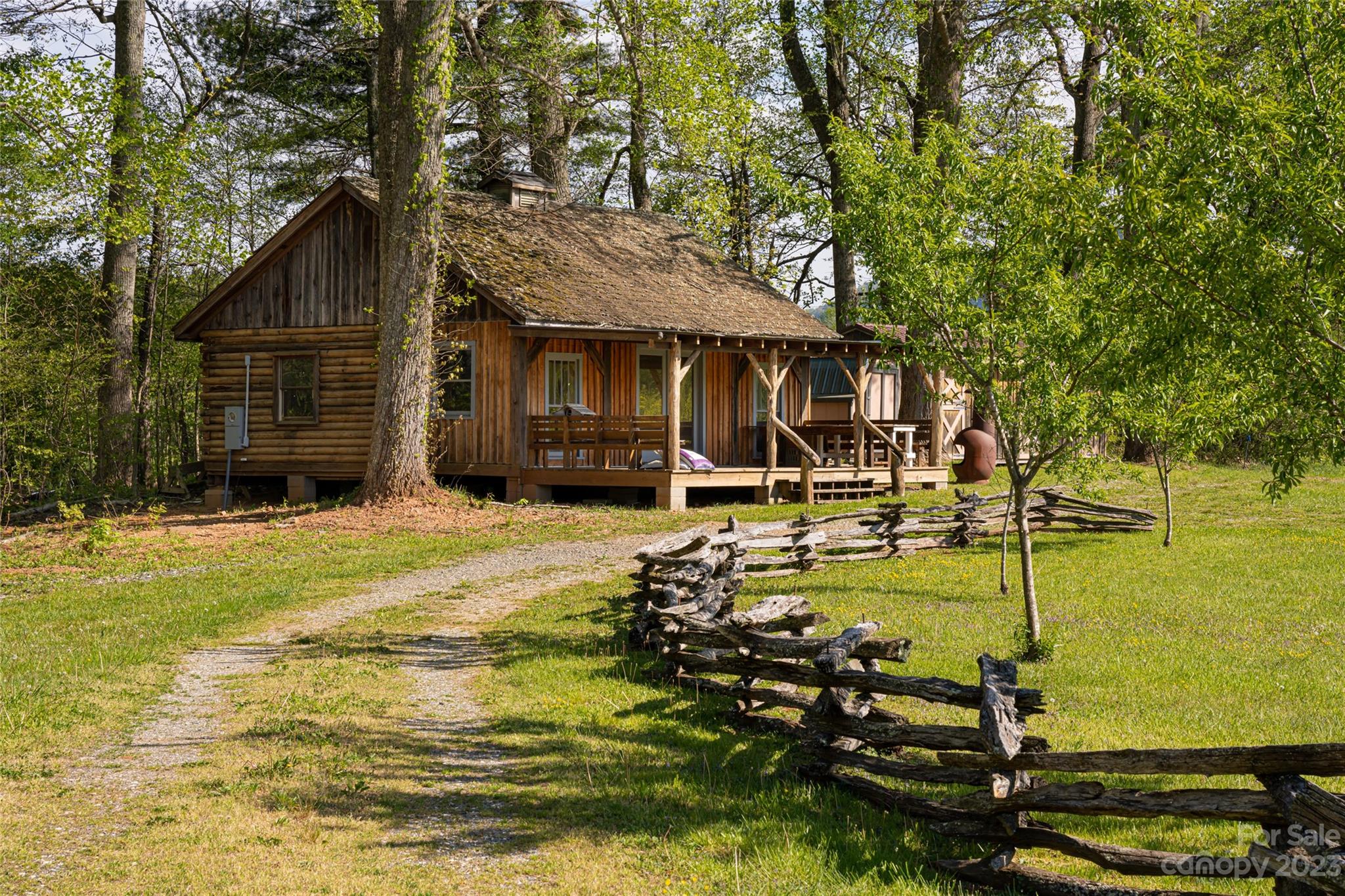 109 Carriage Drive Burnsville NC 28714