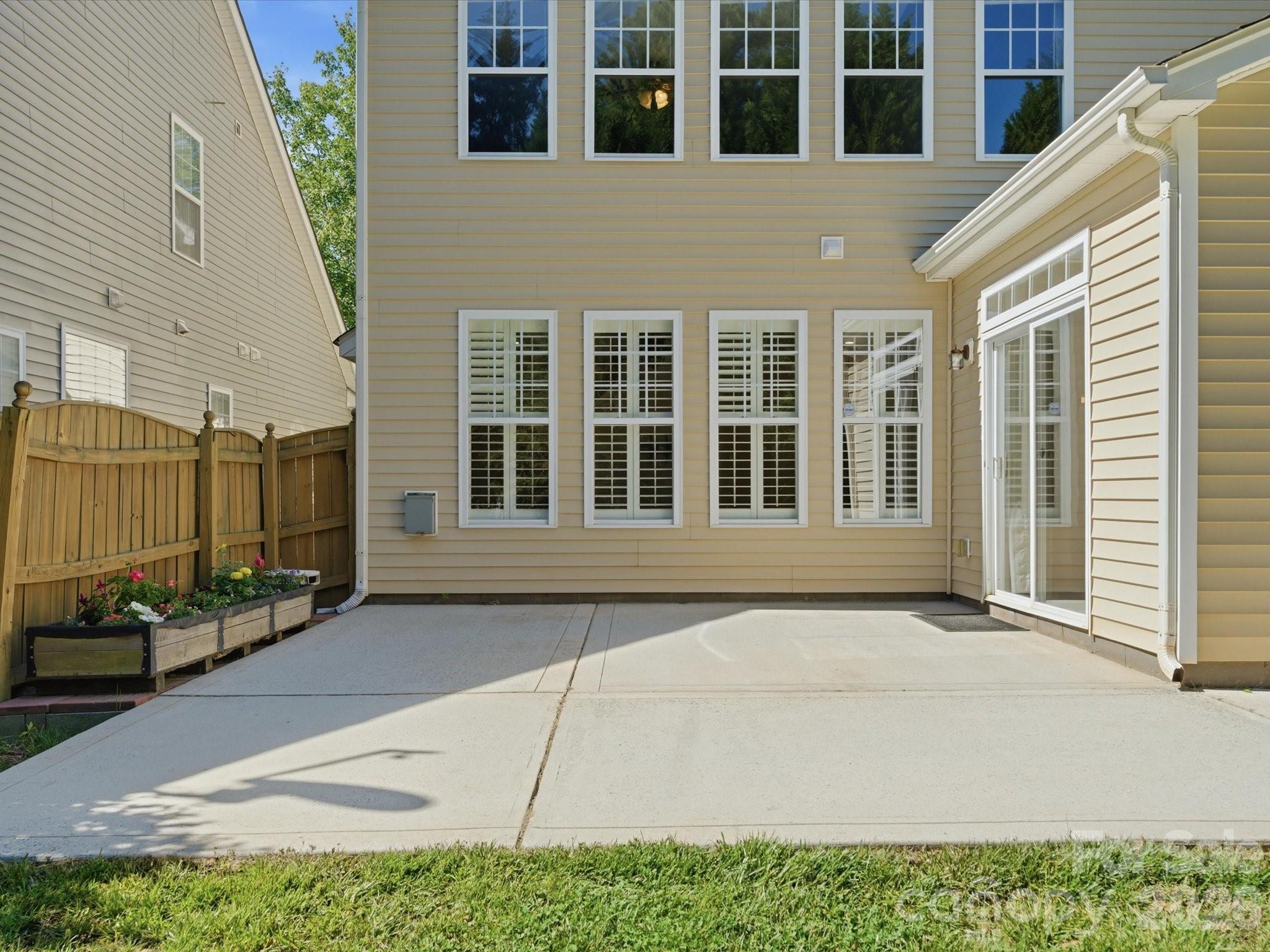 10094 Paisley Drive Charlotte NC 28269