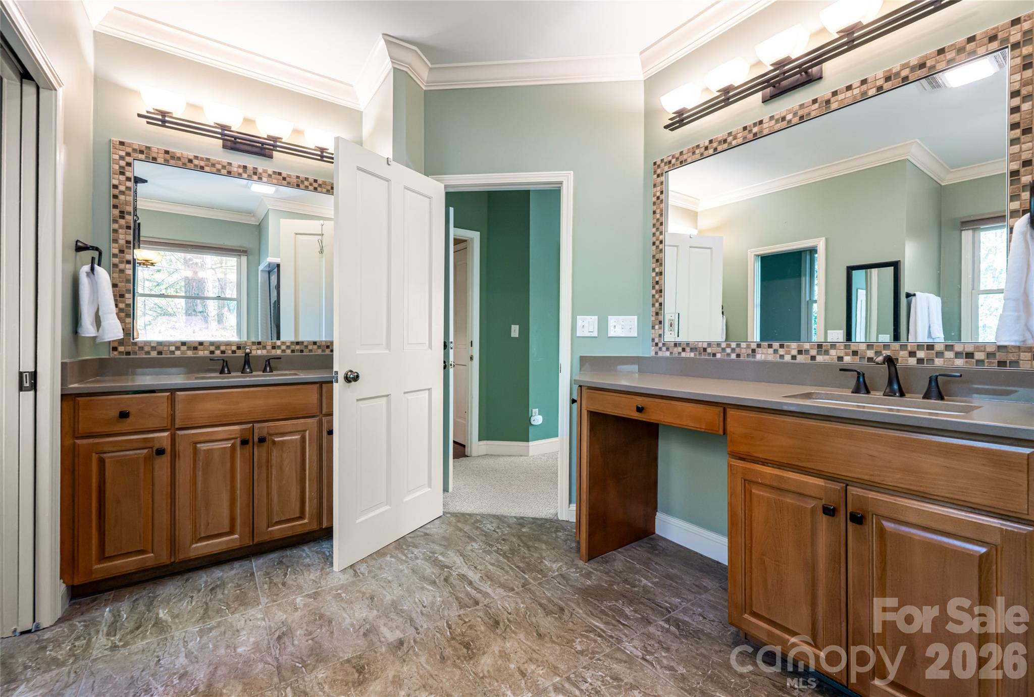 109 Little Cherokee Ridge Hendersonville NC 28739