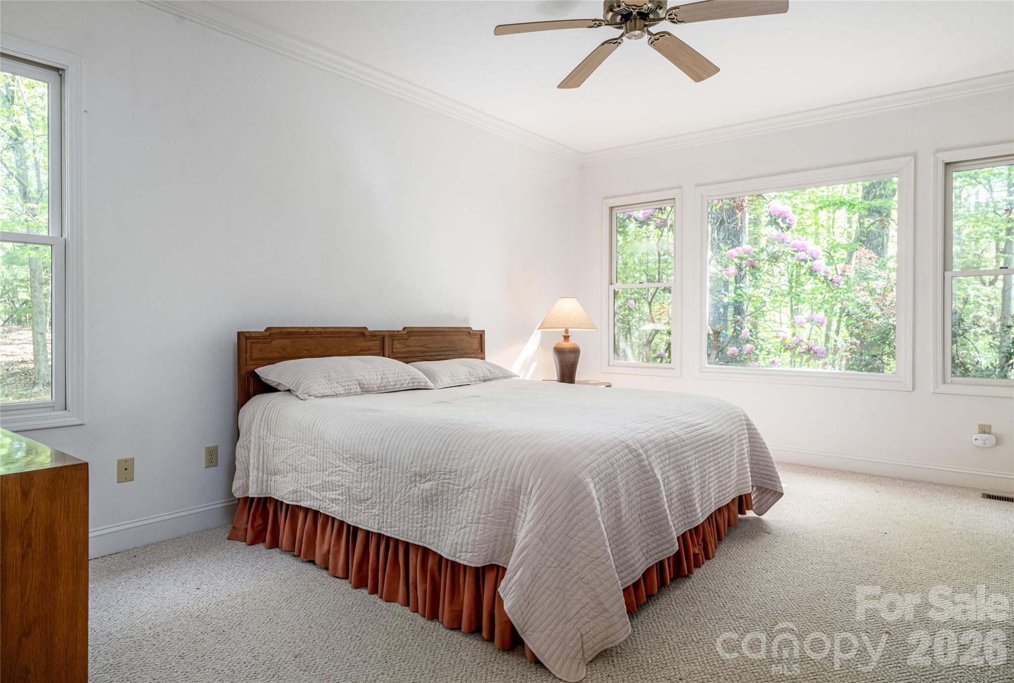 109 Little Cherokee Ridge Hendersonville NC 28739