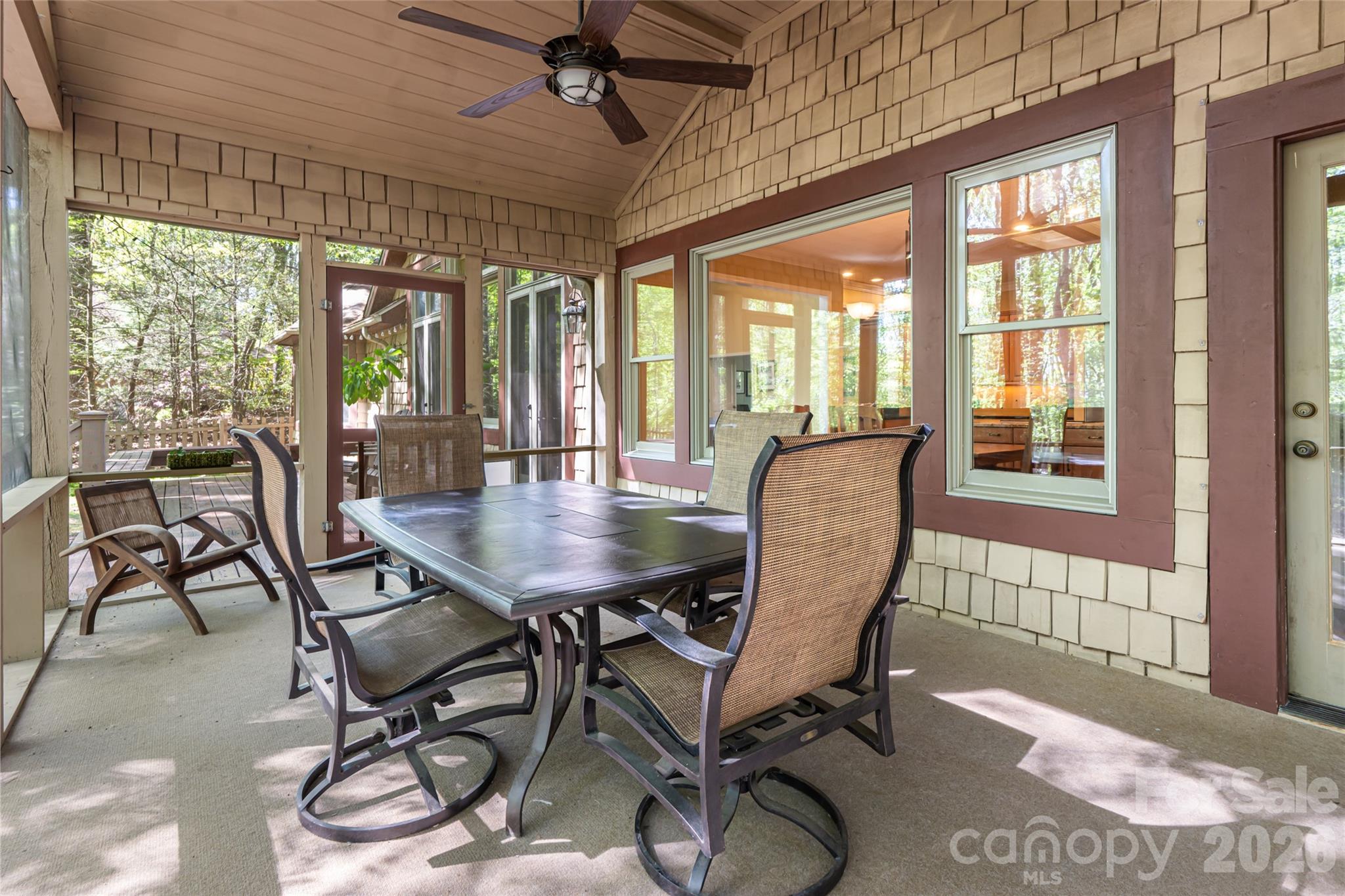109 Little Cherokee Ridge Hendersonville NC 28739