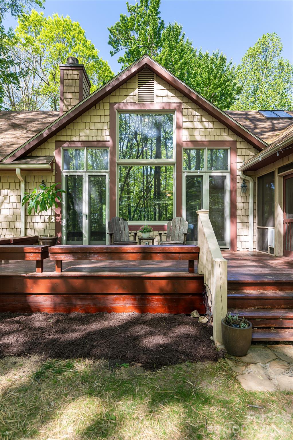 109 Little Cherokee Ridge Hendersonville NC 28739