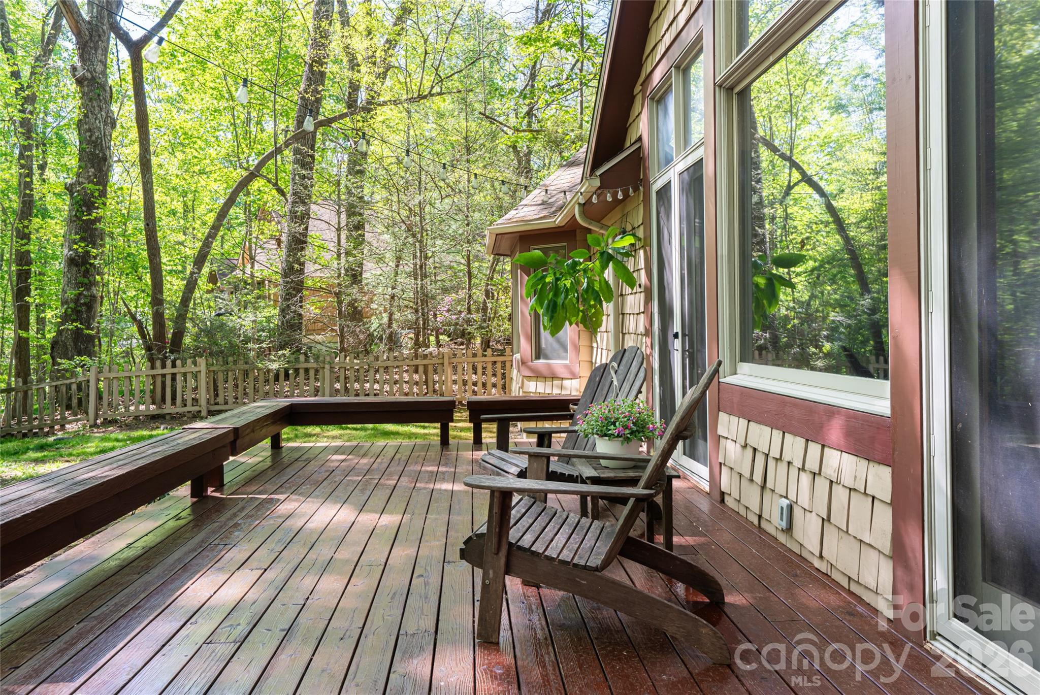 109 Little Cherokee Ridge Hendersonville NC 28739