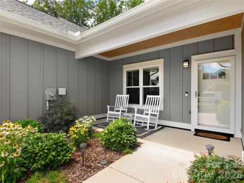 31 Cozy Cottage Way Arden NC 28704