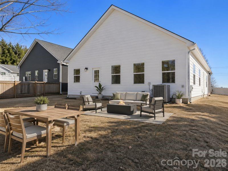 1562 7th Avenue Drive SW Hickory NC 28602