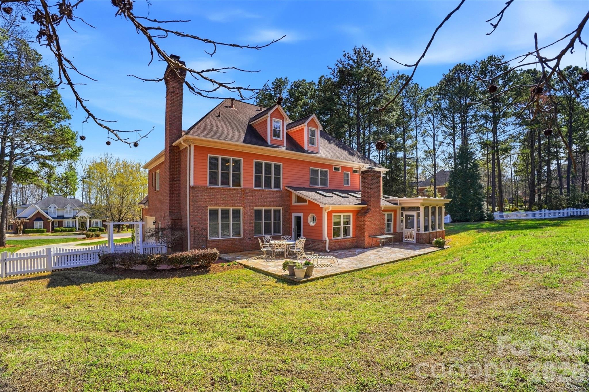 6041 Bluebird Hill Lane Matthews NC 28104