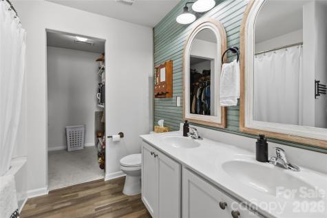 2220 Pinnacle View Drive Kings Mountain NC 28086