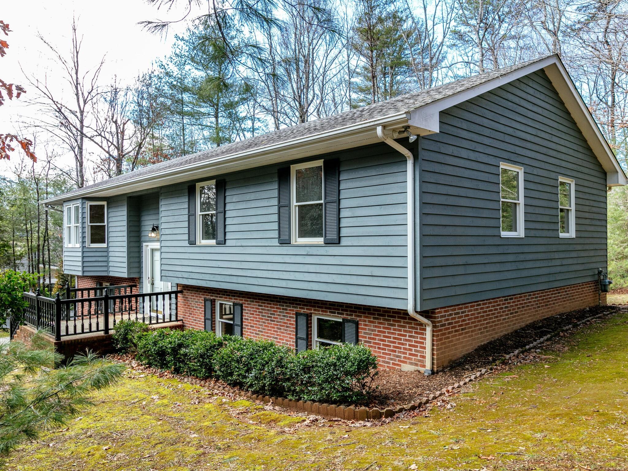 104 Braeside Circle Asheville NC 28803