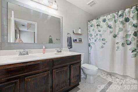 2002 Cramerton Village Drive Cramerton NC 28032