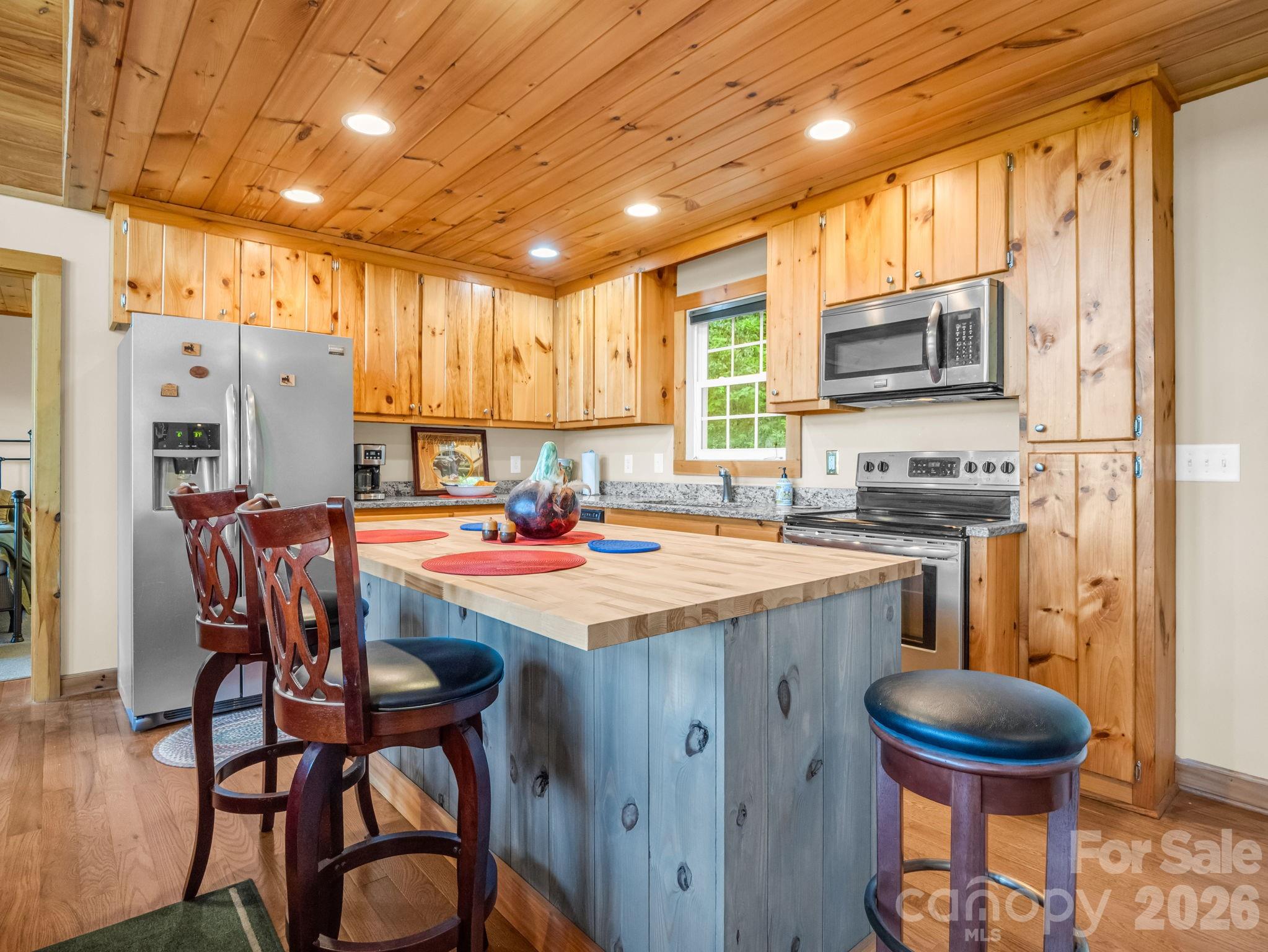 603 Pace Mountain Road Saluda NC 28773