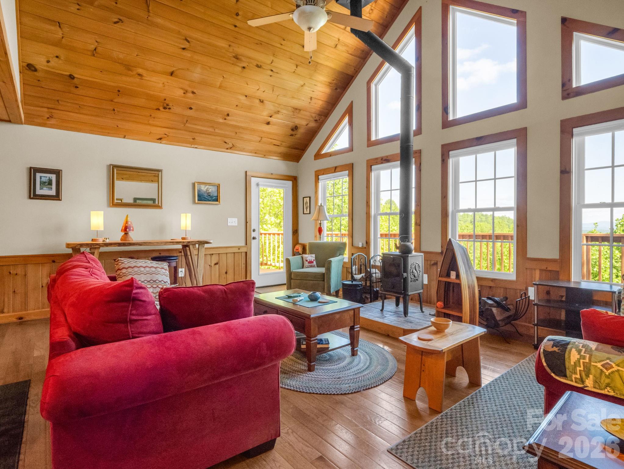 603 Pace Mountain Road Saluda NC 28773