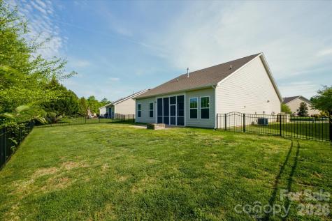 5004 Star Hill Lane Charlotte NC 28214