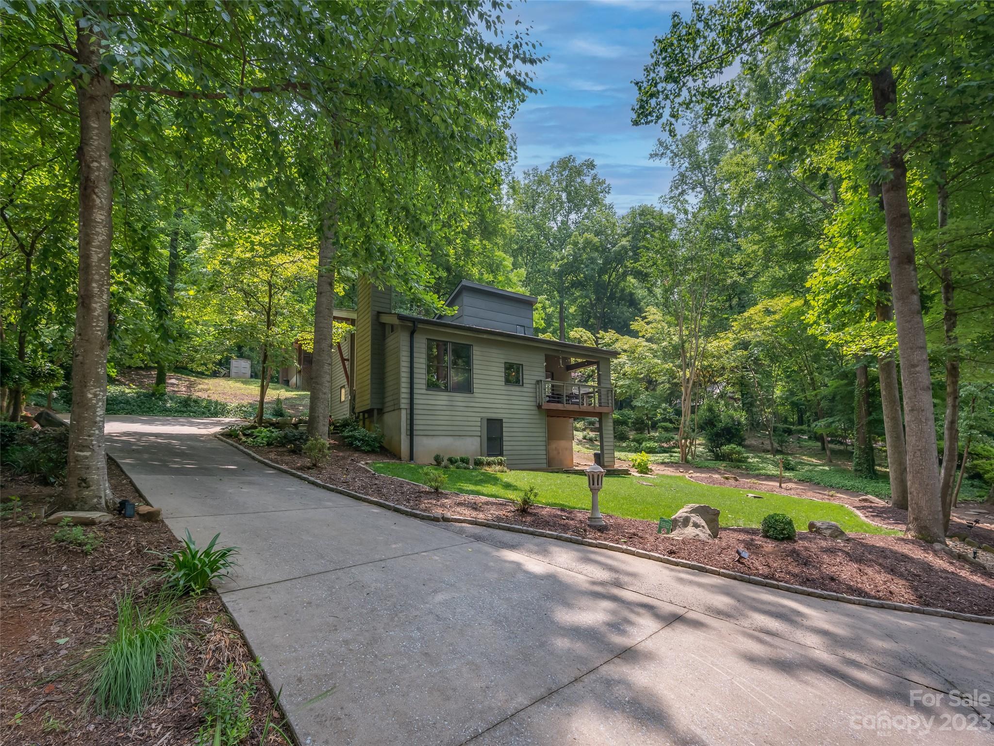 341 Chalet Road Lake Lure NC 28746