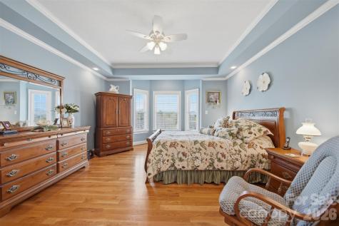 416 Huntington Woods Street N Lenoir NC 28645