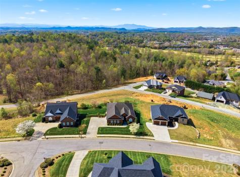 416 Huntington Woods Street N Lenoir NC 28645