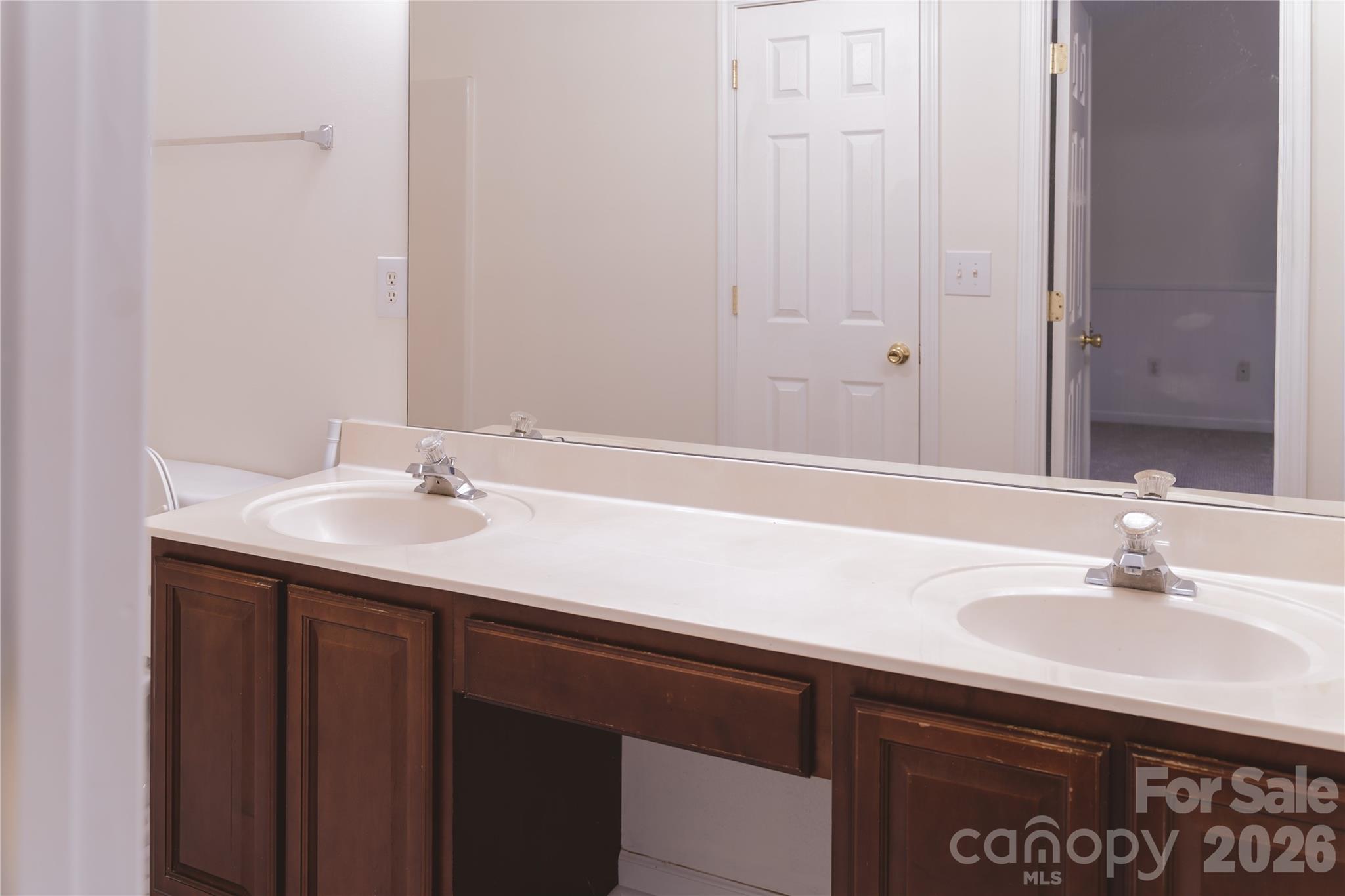 624 Gelderland Drive Matthews NC 28104