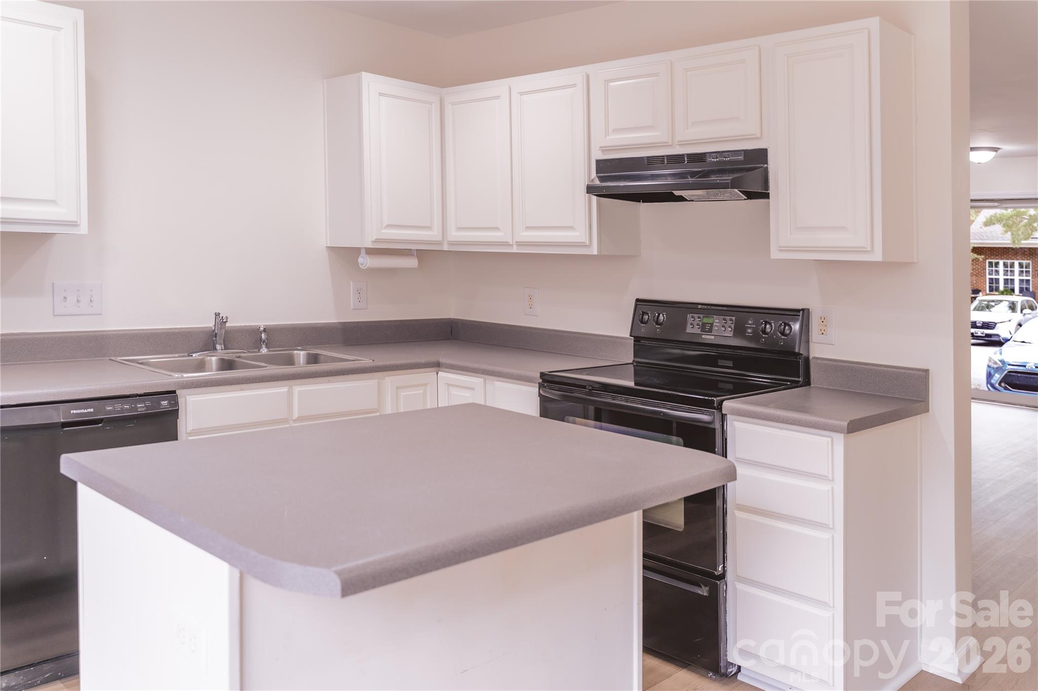 624 Gelderland Drive Matthews NC 28104