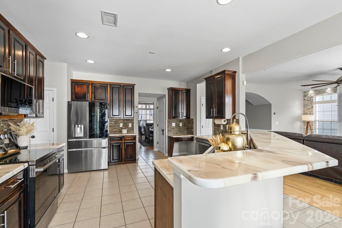 11413 Mangla Drive Charlotte NC 28214