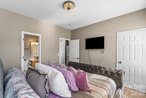 11413 Mangla Drive Charlotte NC 28214