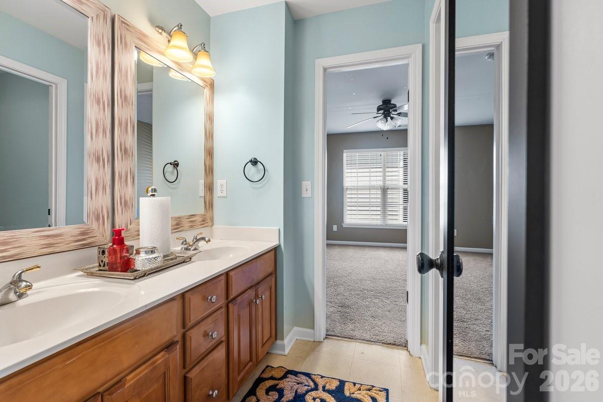 11413 Mangla Drive Charlotte NC 28214