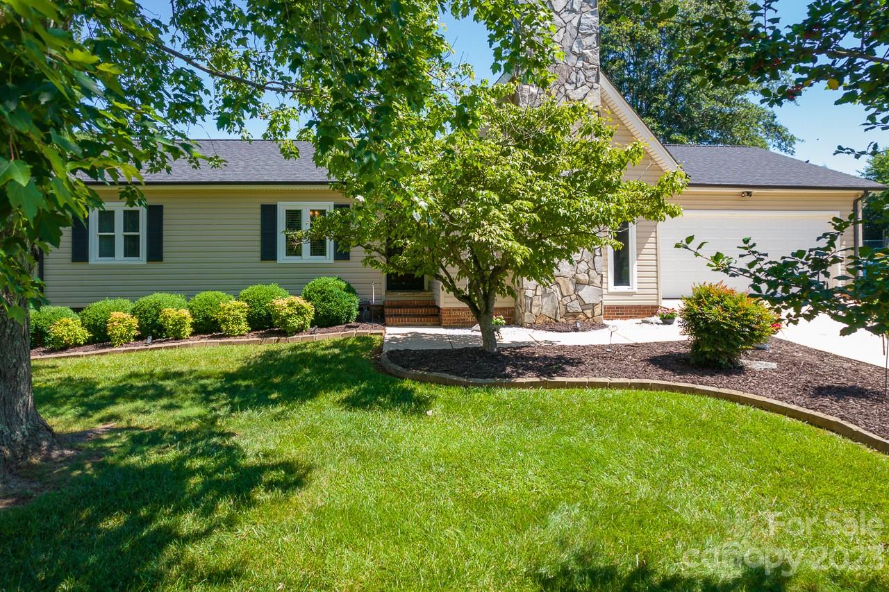 4874 Forest Ridge Drive Hickory NC 28602