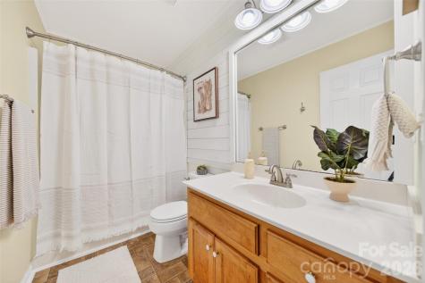 235 6th Street Belmont NC 28012