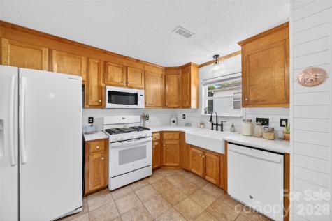 235 6th Street Belmont NC 28012