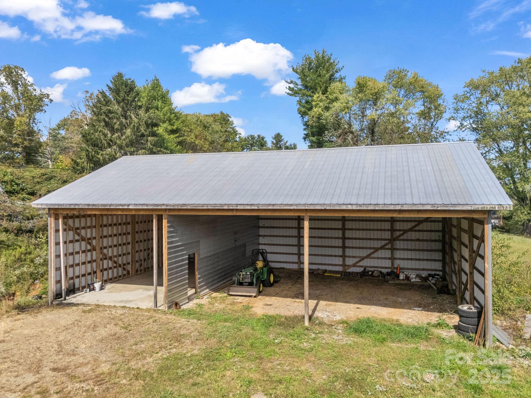 128 Cook Lane Mills River NC 28759