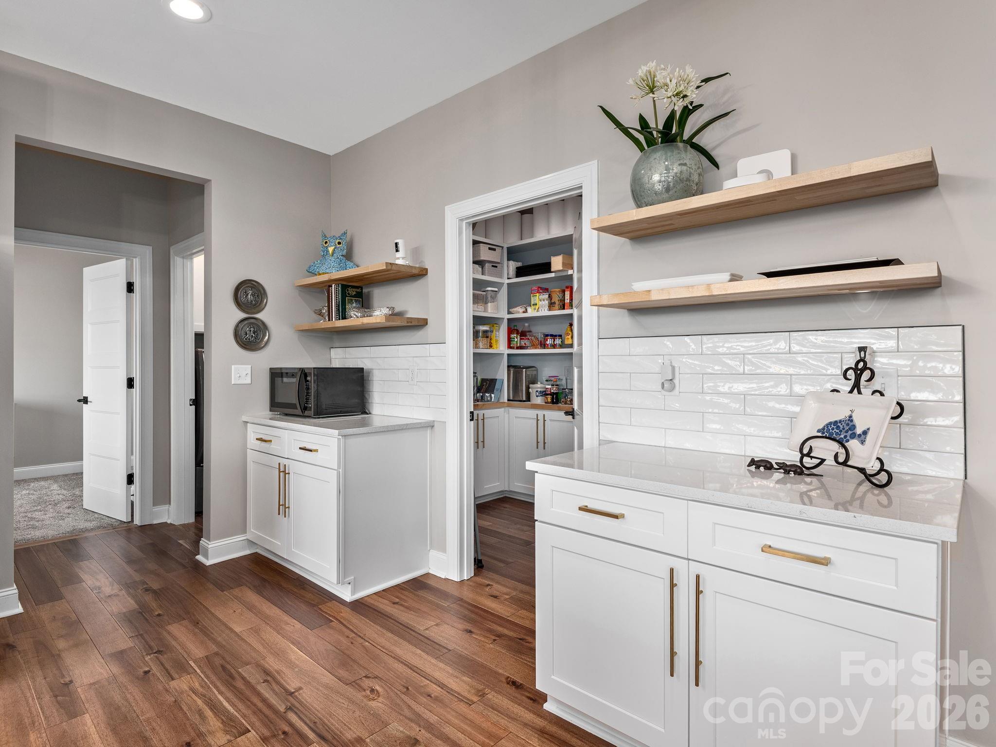 636 Crystal Heights Drive Hendersonville NC 28739
