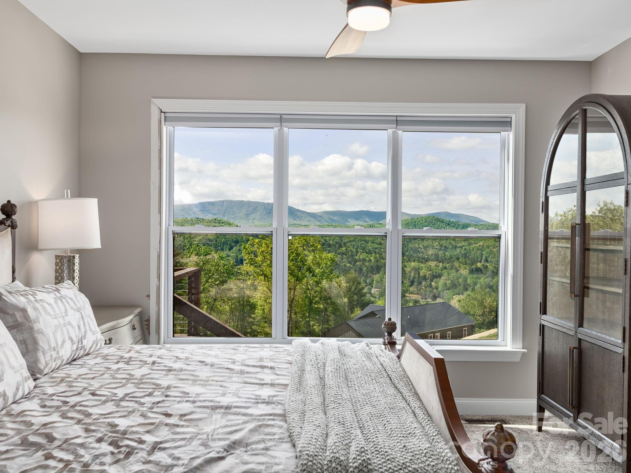 636 Crystal Heights Drive Hendersonville NC 28739