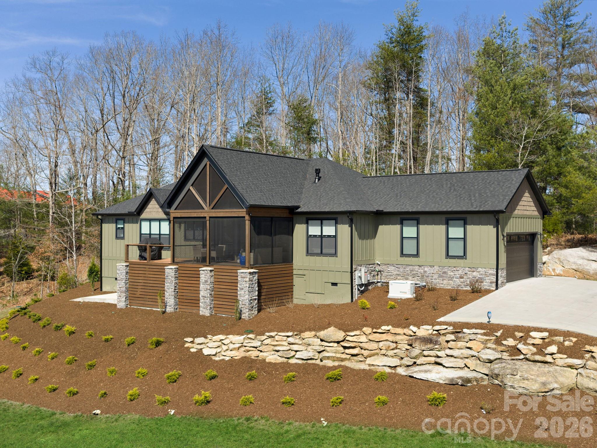 636 Crystal Heights Drive Hendersonville NC 28739