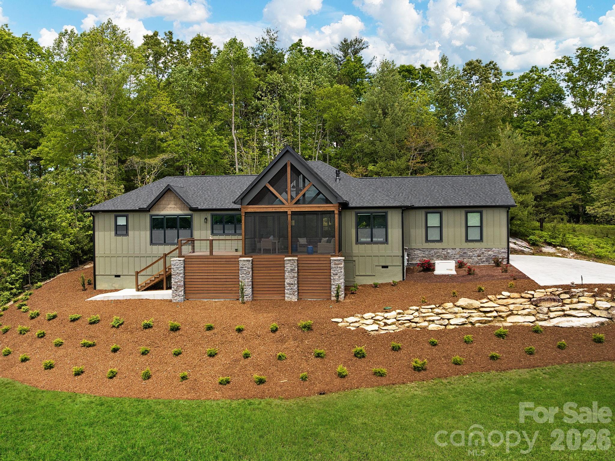 636 Crystal Heights Drive Hendersonville NC 28739