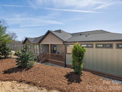 636 Crystal Heights Drive Hendersonville NC 28739