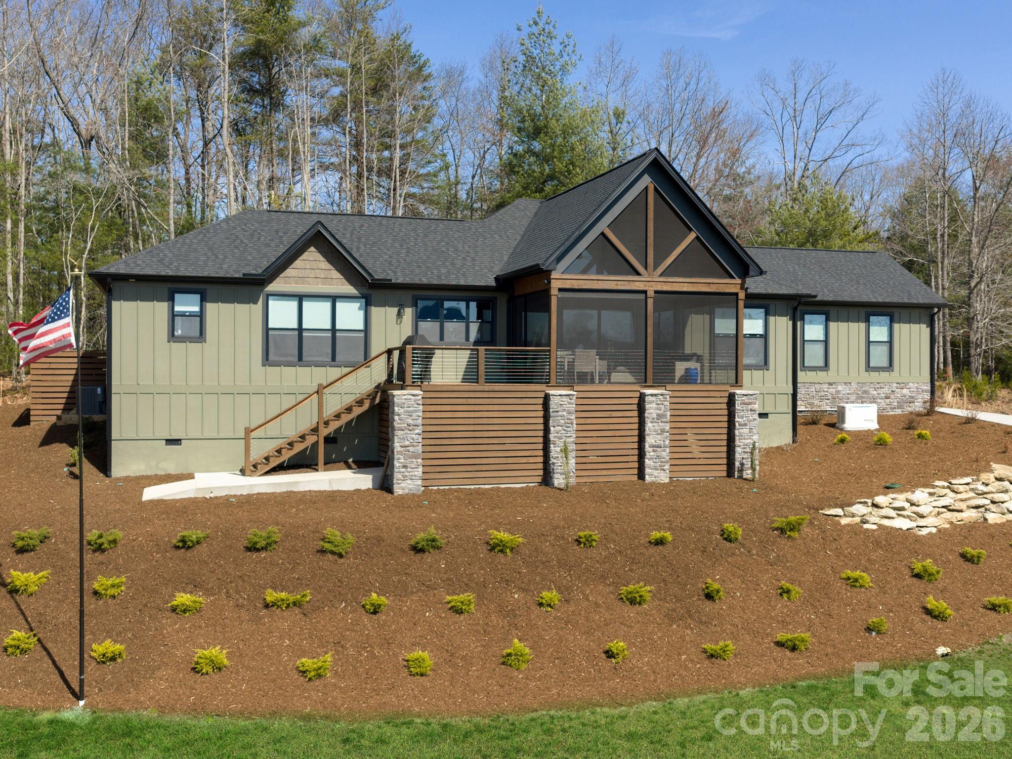 636 Crystal Heights Drive Hendersonville NC 28739