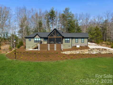 636 Crystal Heights Drive Hendersonville NC 28739