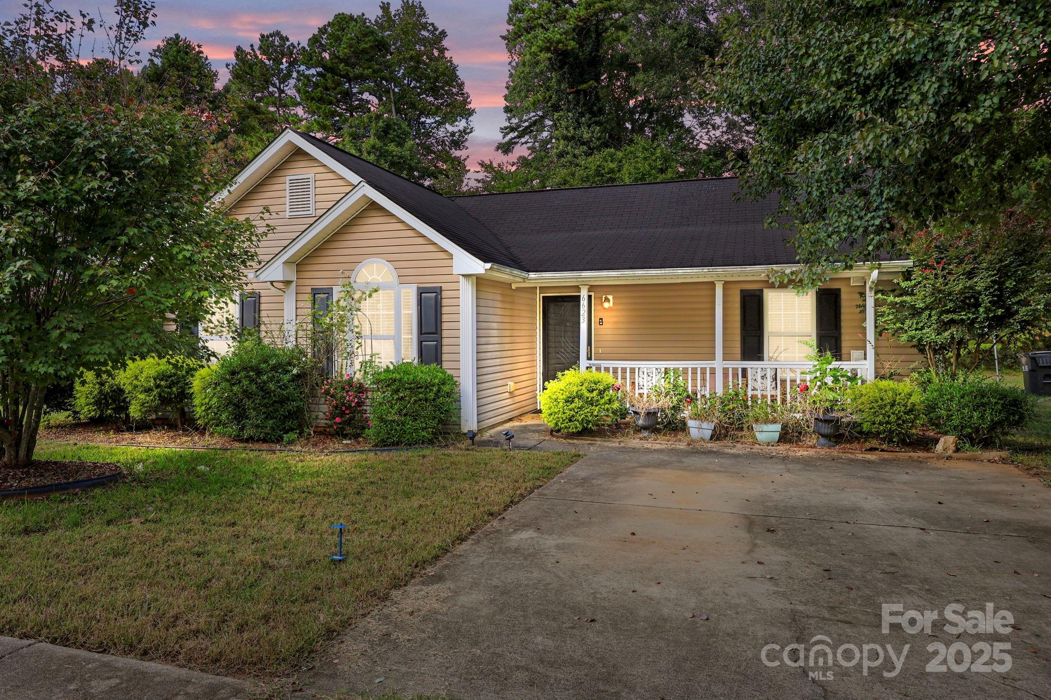 6623 Nevin Glen Drive Charlotte NC 28269