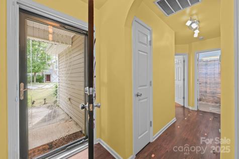 6623 Nevin Glen Drive Charlotte NC 28269