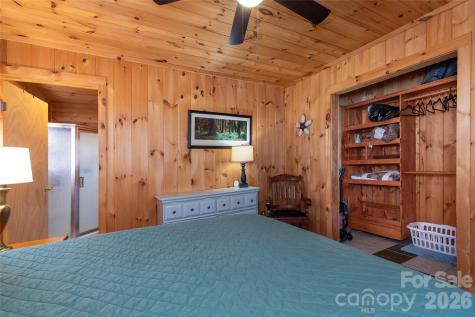 244 Grindstone Knob Road Whittier NC 28789
