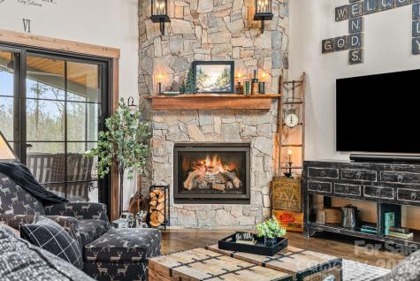 157 Riverbend Forest Drive Asheville NC 28805